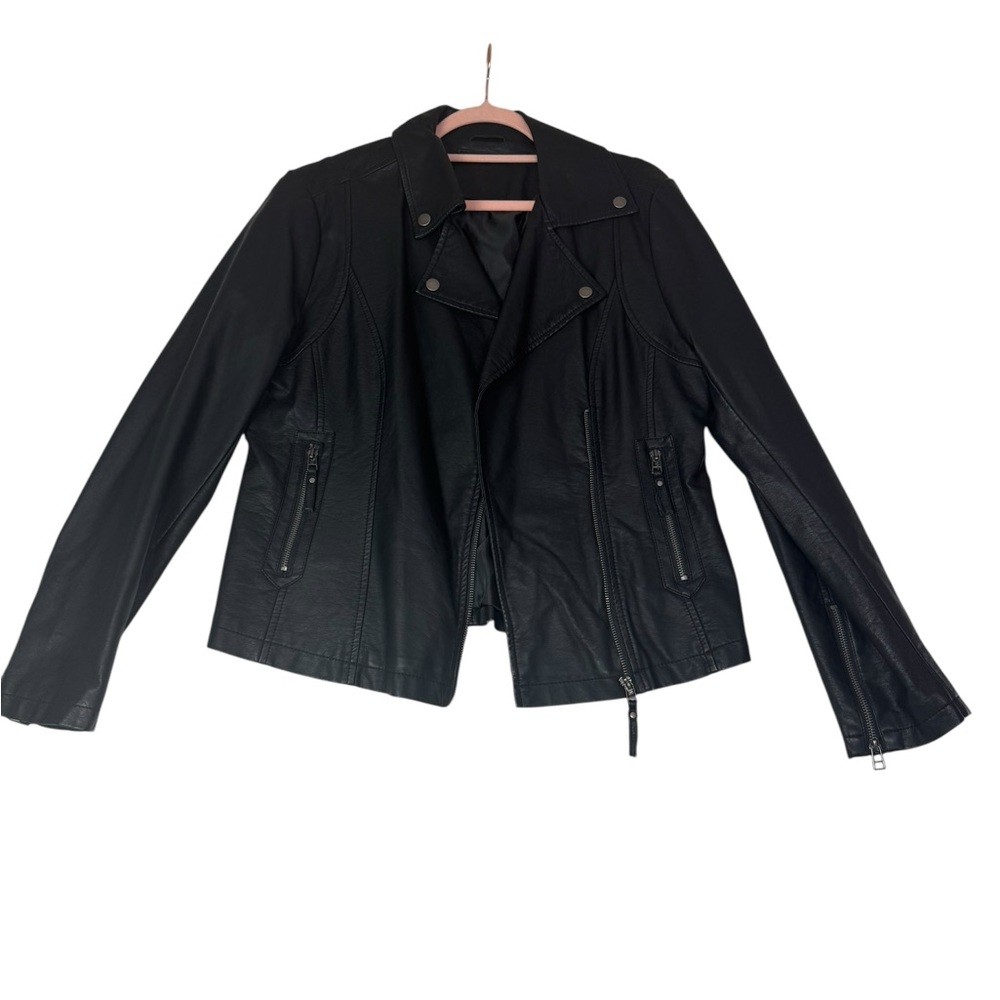 Max Studio Black Faux Leather Moto Jacket - Size Unknown (Fits Like M/L)‎